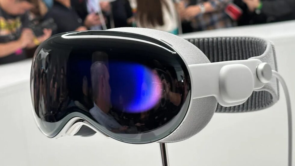 Apple Vision Pro, Next Big Thing on the Gadget Space? KRISTINA REPORTS